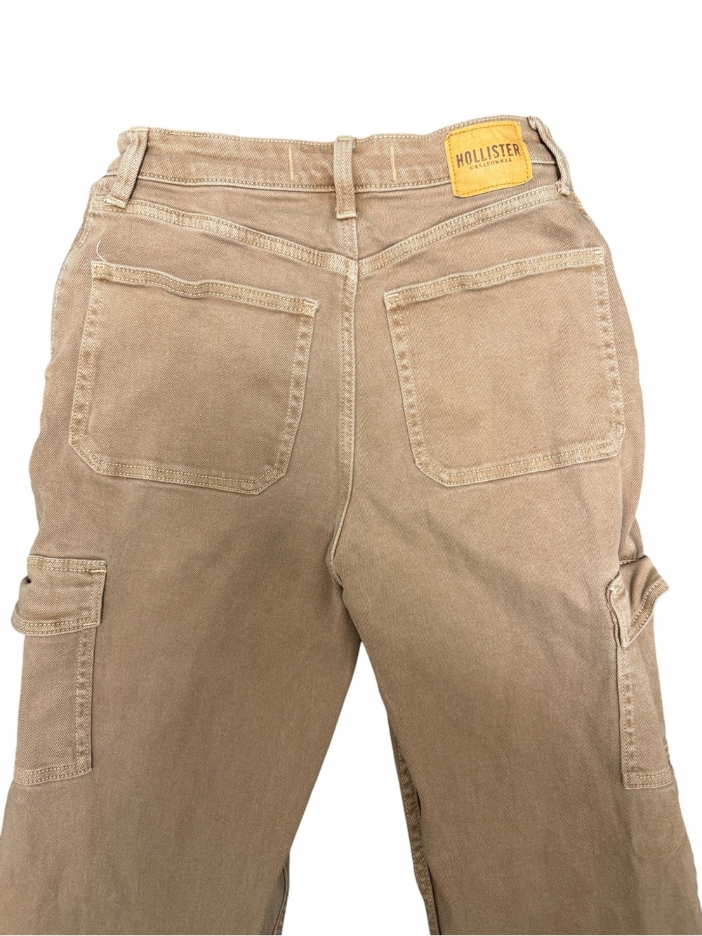 Hollister Ultra High-Rise Dad Jean Cargo Pants - Picture 4 of 7